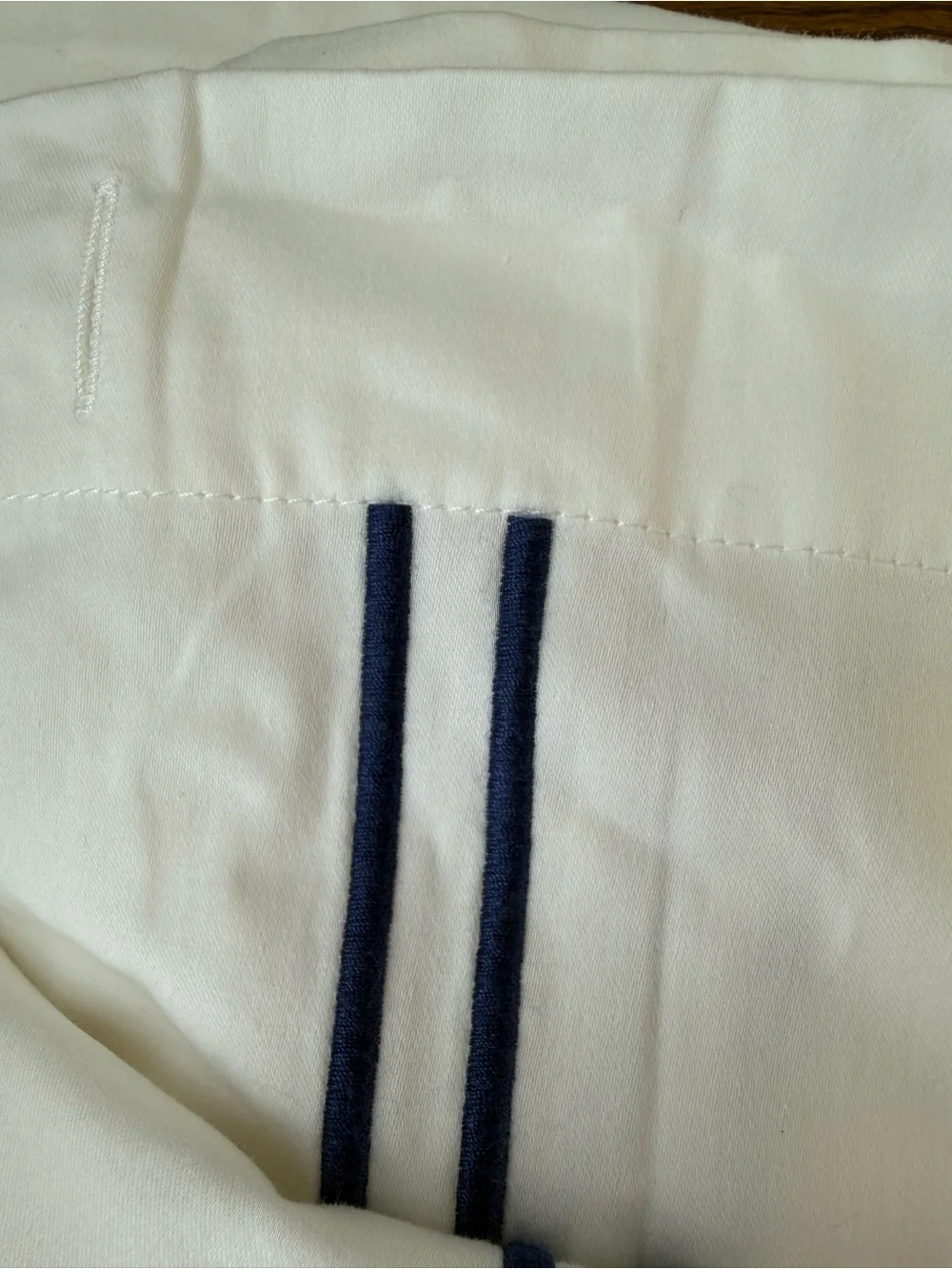 Fieldcrest Luxury Border Stripe Shower Curtain, White & Navy Blue, Like New